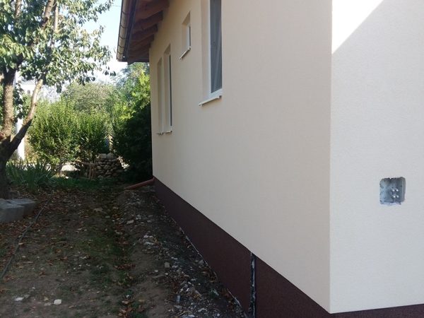 Fasády rodinných domov – realizácia, fotka 4
